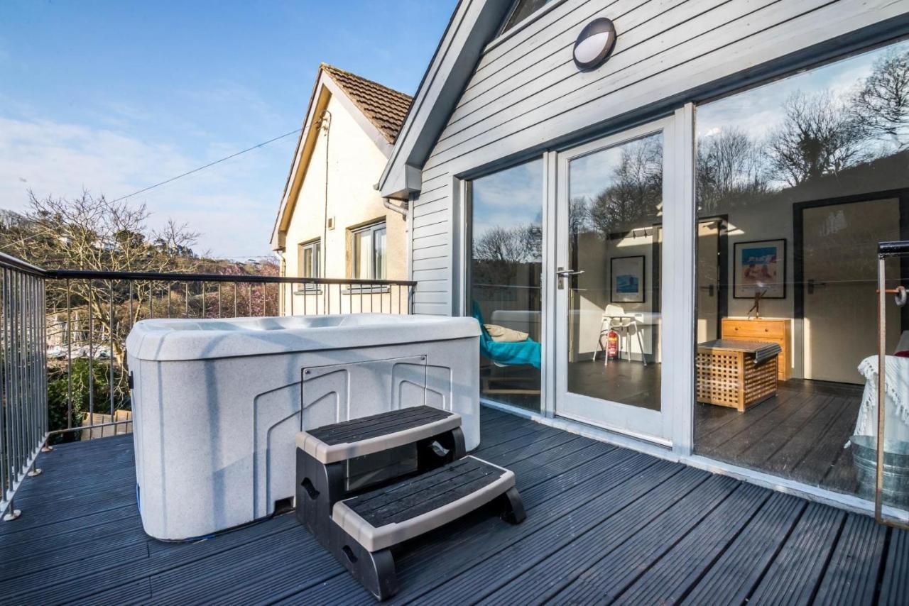 Rock Cottage - 3 Bedroom Holiday Home - Fishguard Exterior foto